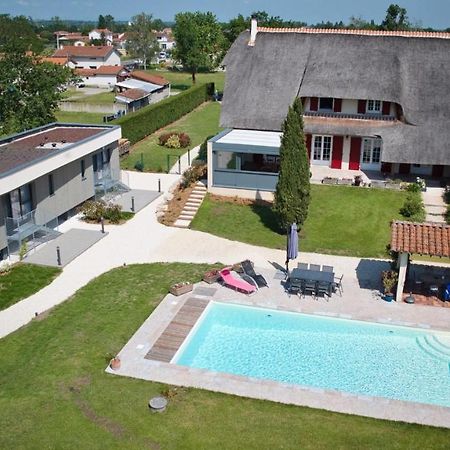 Bed and Breakfast La Cle Des Chaumes Boisset-lès-Montrond Exteriér fotografie