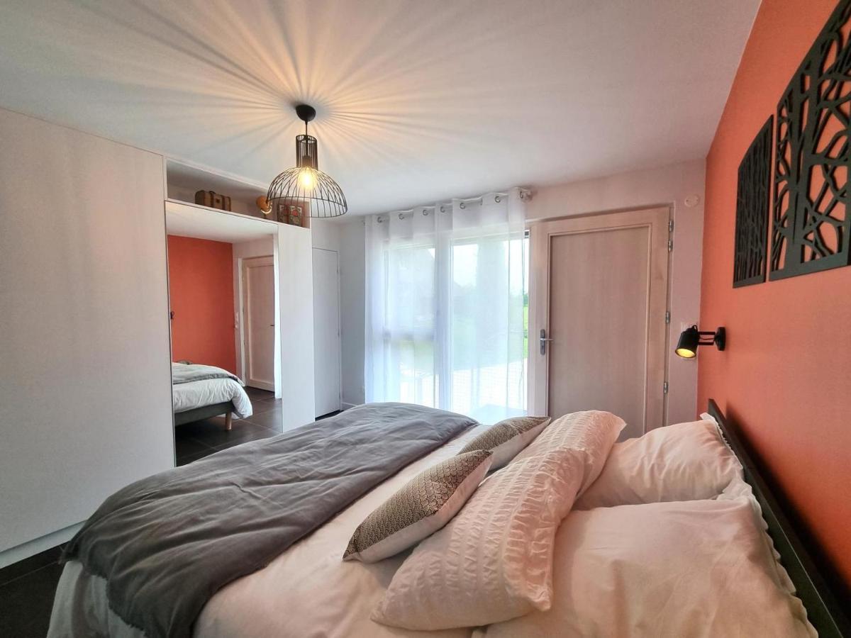 Bed and Breakfast La Cle Des Chaumes Boisset-lès-Montrond Exteriér fotografie
