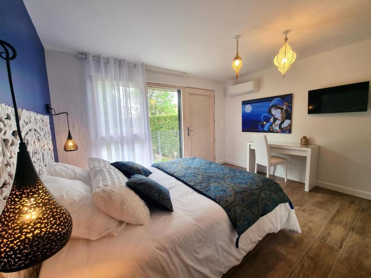 Bed and Breakfast La Cle Des Chaumes Boisset-lès-Montrond Exteriér fotografie